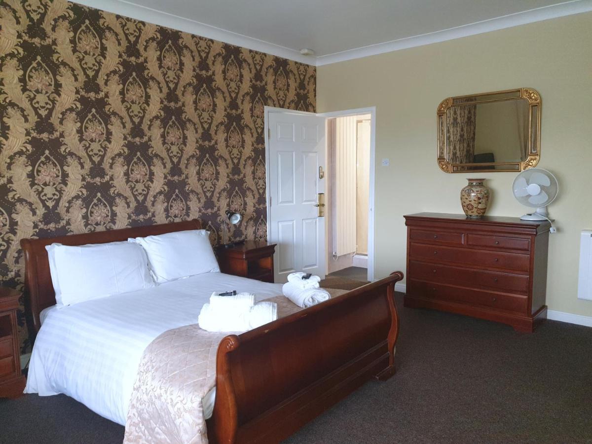 The Mayfair Lodge & Family Suite 哈特尔普尔 客房 照片